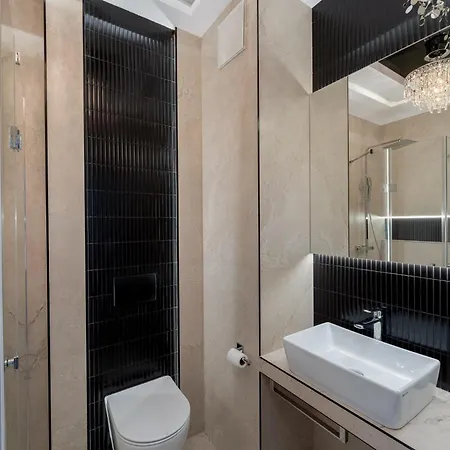 Crystal Luxury Rakowicka